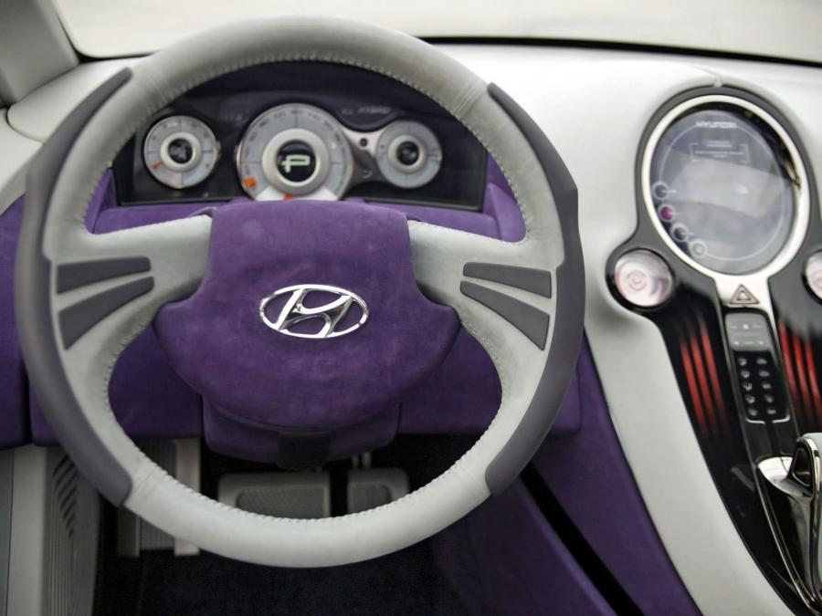  Hyundai Portico Concept 2005 года  (фото 7 из 23)